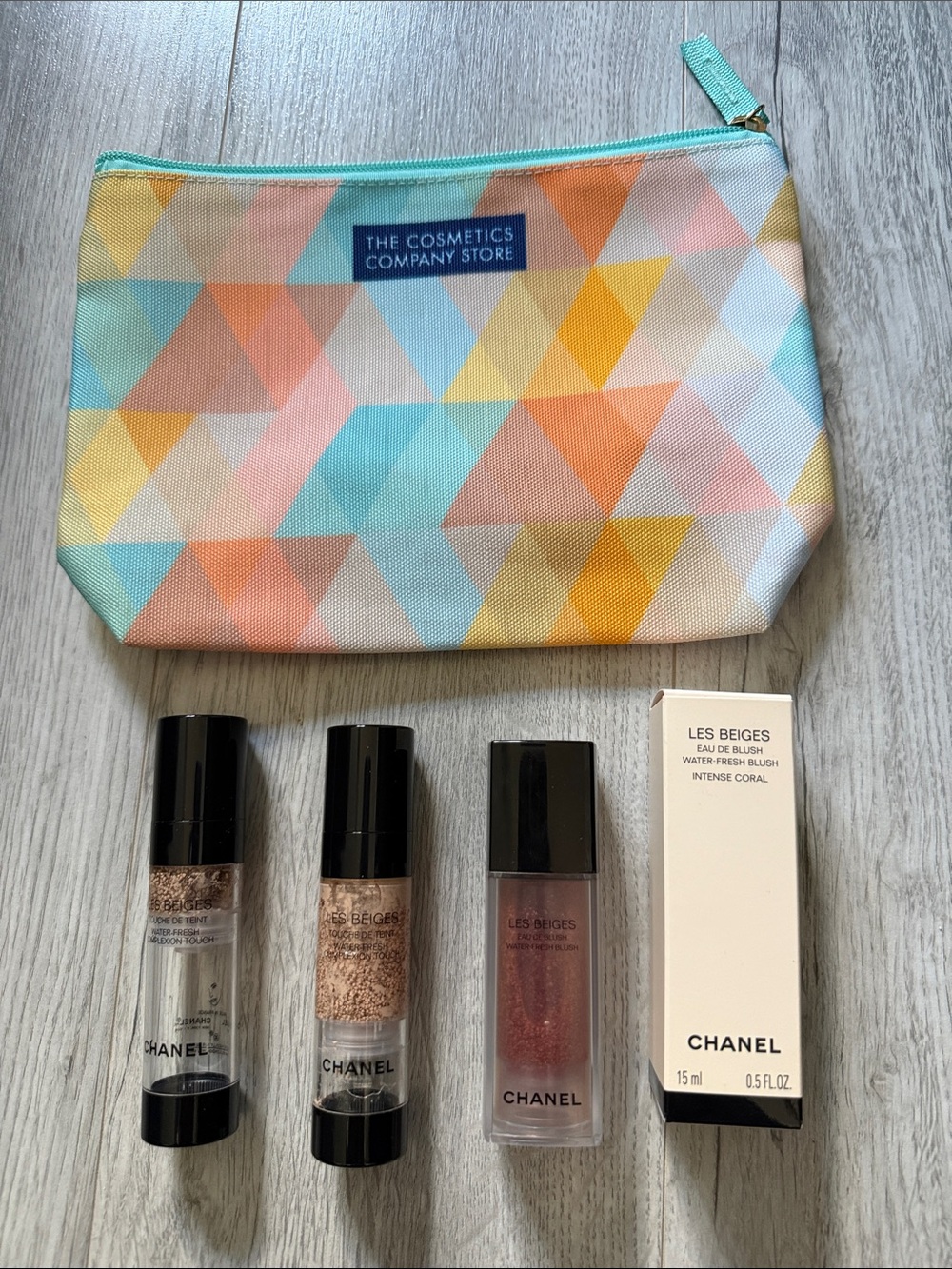 Chanel Les beiges water fresh complexion B10& B20 & blush & bag